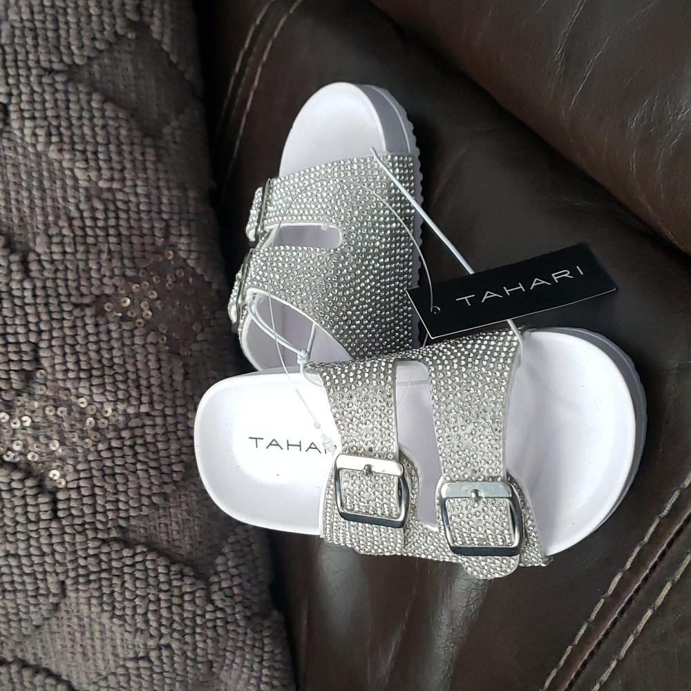 Tahari little girls sandles